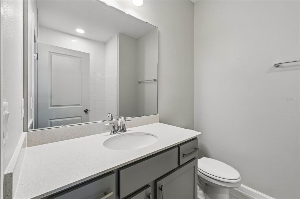 For Rent: $2,450 (3 beds, 2 baths, 1790 Square Feet)