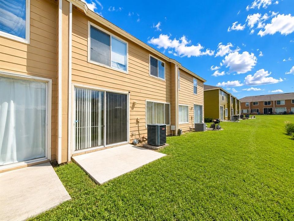 For Sale: $305,000 (4 beds, 3 baths, 1811 Square Feet)