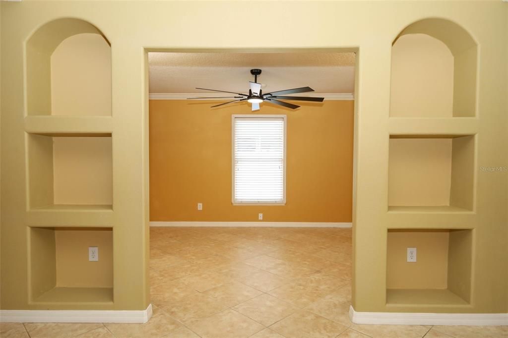 For Rent: $2,200 (3 beds, 2 baths, 2236 Square Feet)
