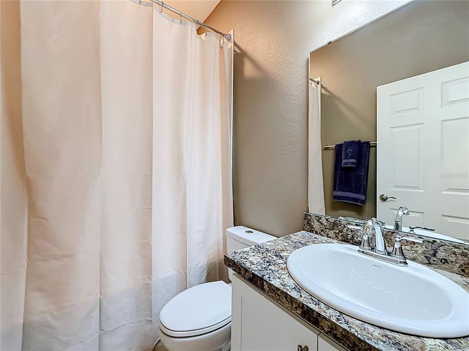 For Sale: $379,999 (4 beds, 3 baths, 2034 Square Feet)