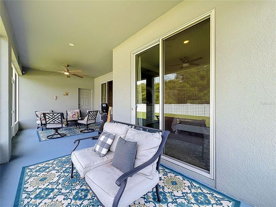 For Sale: $379,999 (4 beds, 3 baths, 2034 Square Feet)