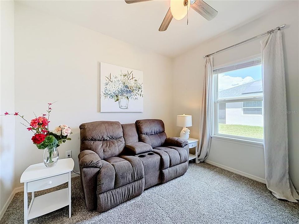 For Sale: $379,999 (4 beds, 3 baths, 2034 Square Feet)