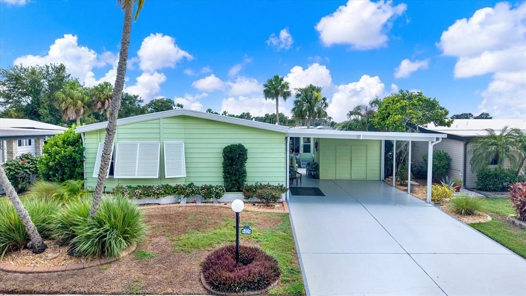 For Sale: $299,500 (2 beds, 2 baths, 1434 Square Feet)