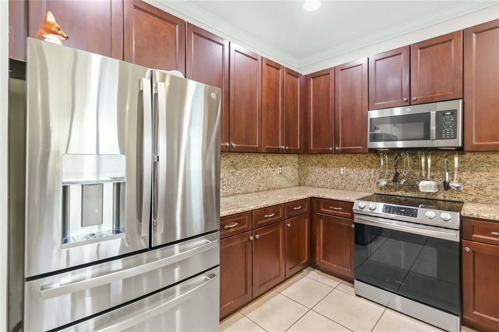 For Sale: $484,900 (4 beds, 3 baths, 2532 Square Feet)