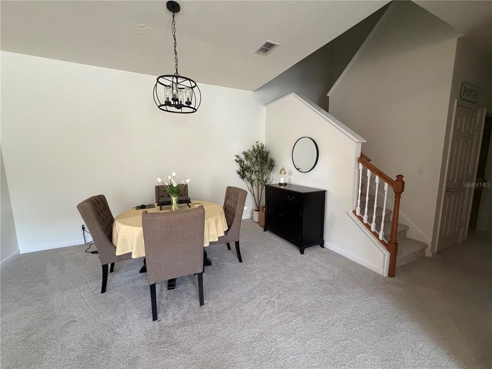 For Rent: $2,300 (3 beds, 3 baths, 1675 Square Feet)