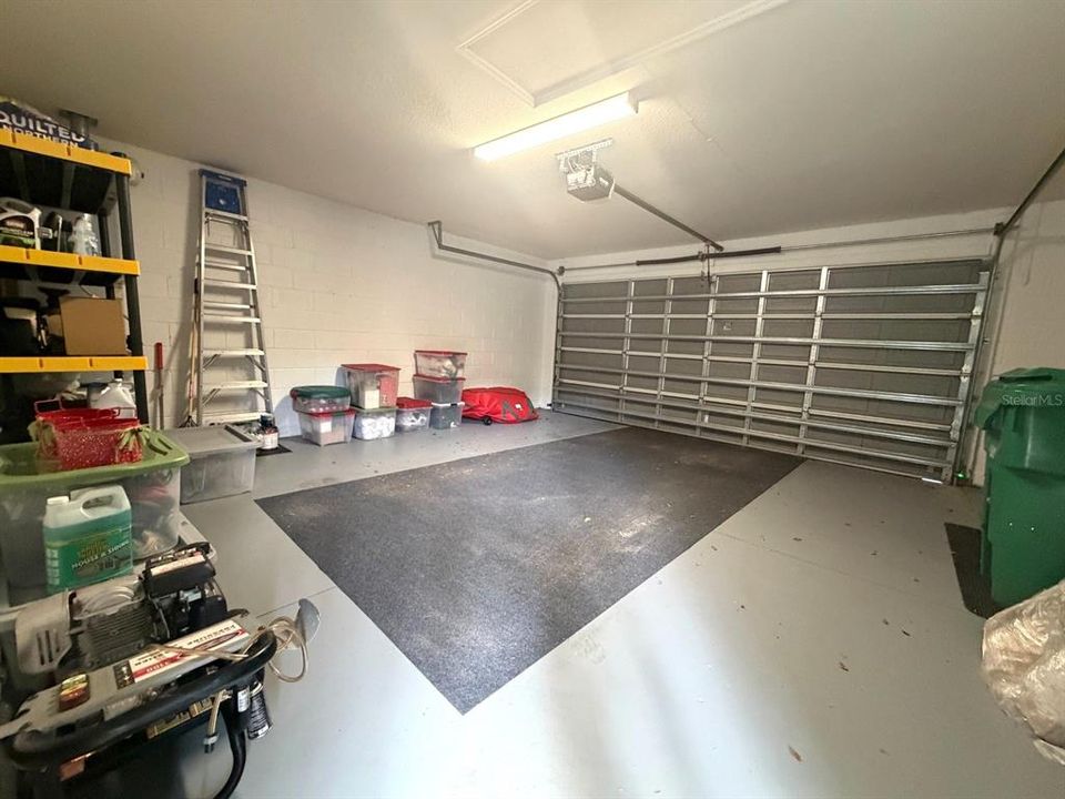 For Rent: $2,300 (3 beds, 3 baths, 1675 Square Feet)