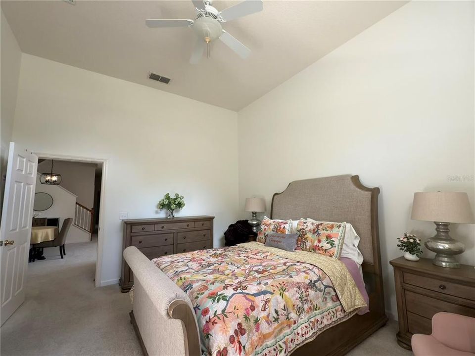 For Rent: $2,300 (3 beds, 3 baths, 1675 Square Feet)