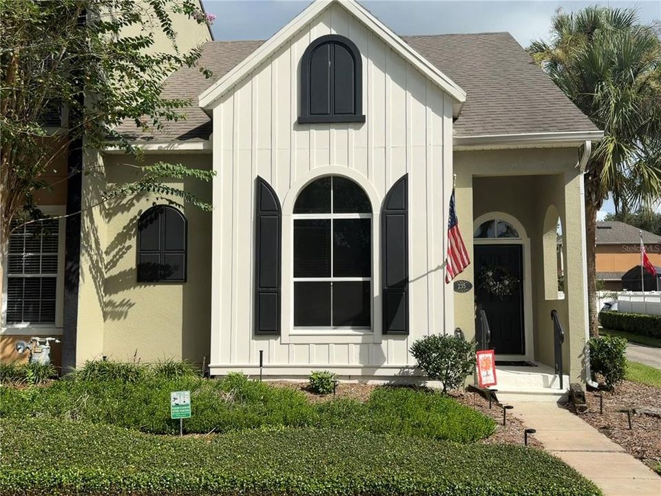 For Rent: $2,300 (3 beds, 3 baths, 1675 Square Feet)