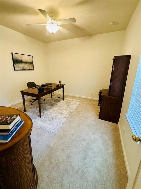 For Rent: $2,300 (3 beds, 3 baths, 1675 Square Feet)