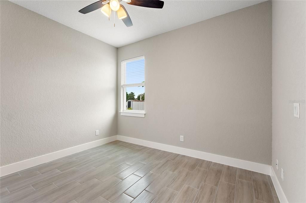 For Rent: $2,095 (4 beds, 2 baths, 1670 Square Feet)