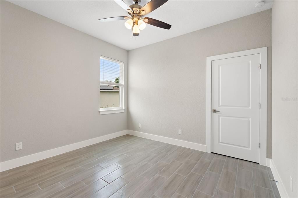 For Rent: $2,095 (4 beds, 2 baths, 1670 Square Feet)