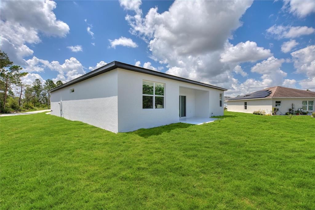 For Rent: $2,095 (4 beds, 2 baths, 1670 Square Feet)