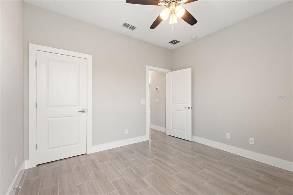 For Rent: $2,095 (4 beds, 2 baths, 1670 Square Feet)