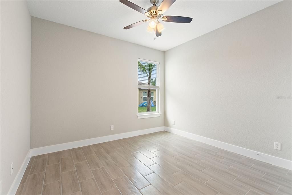 For Rent: $2,095 (4 beds, 2 baths, 1670 Square Feet)