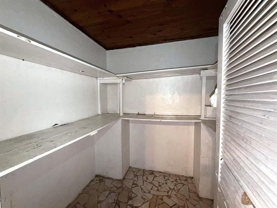 En Venta: $225,000 (4 camas, 1 baños, 2294 Pies cuadrados)