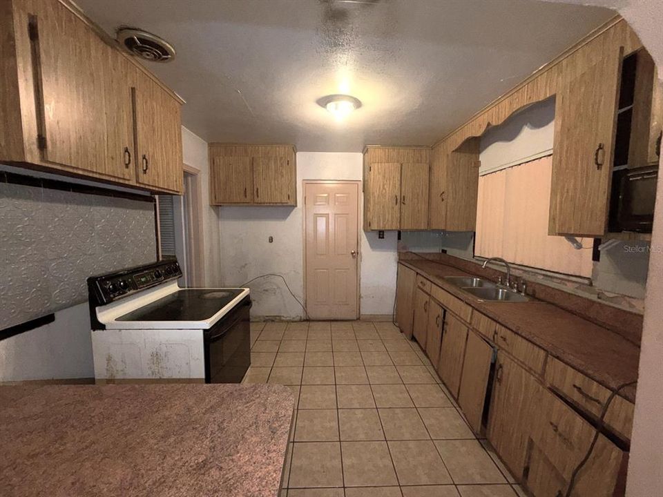 En Venta: $225,000 (4 camas, 1 baños, 2294 Pies cuadrados)