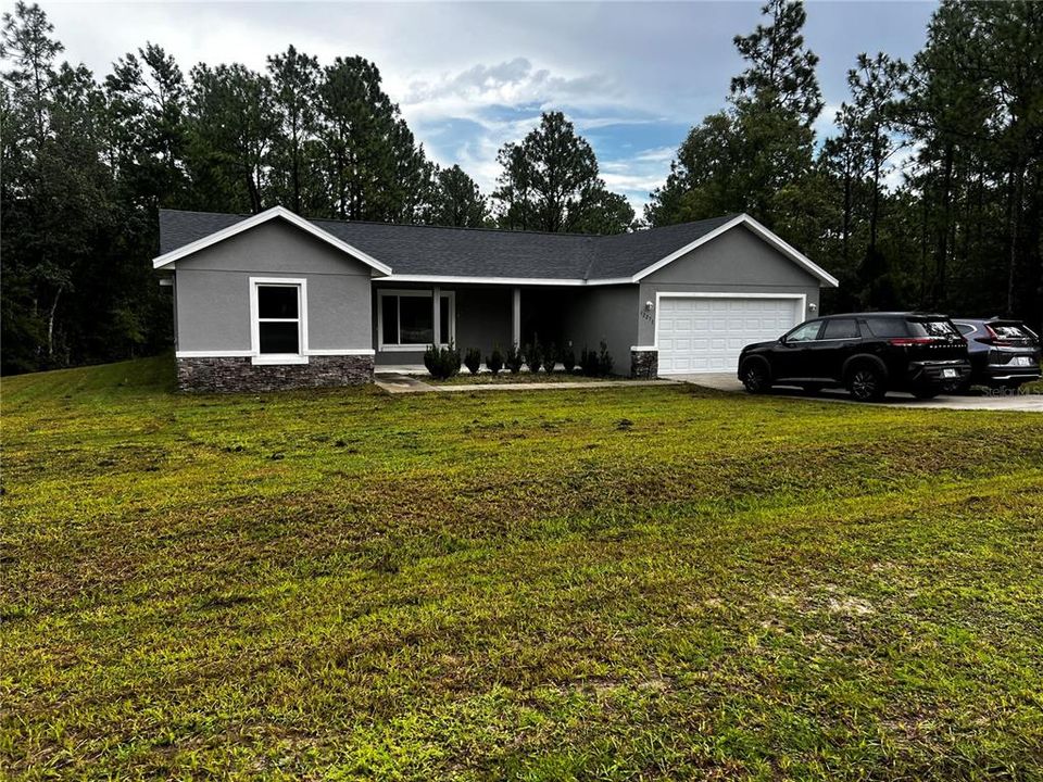 For Sale: $440,000 (4 beds, 2 baths, 1700 Square Feet)