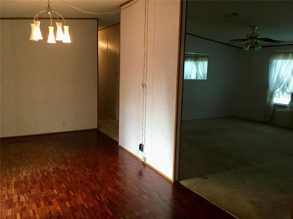 For Sale: $214,900 (4 beds, 2 baths, 1809 Square Feet)