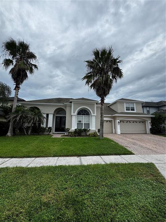 For Rent: $3,250 (4 beds, 4 baths, 3861 Square Feet)