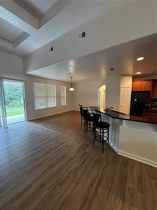 For Rent: $3,250 (4 beds, 4 baths, 3861 Square Feet)