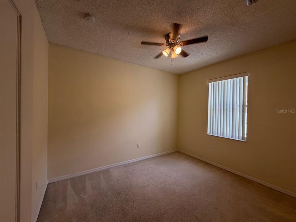 В аренду: $2,450 (4 спален, 2 ванн, 1705 Квадратных фут)