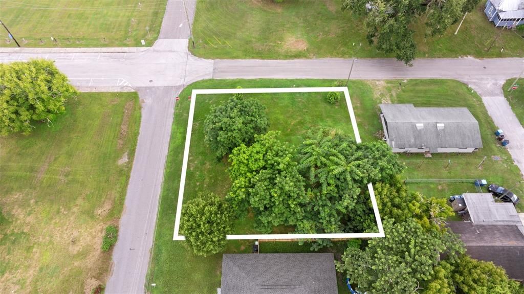 На продажу: $45,000 (0.22 acres)