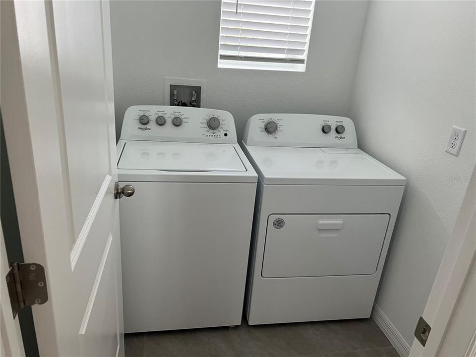 En Renta: $2,400 (3 camas, 2 baños, 1516 Pies cuadrados)