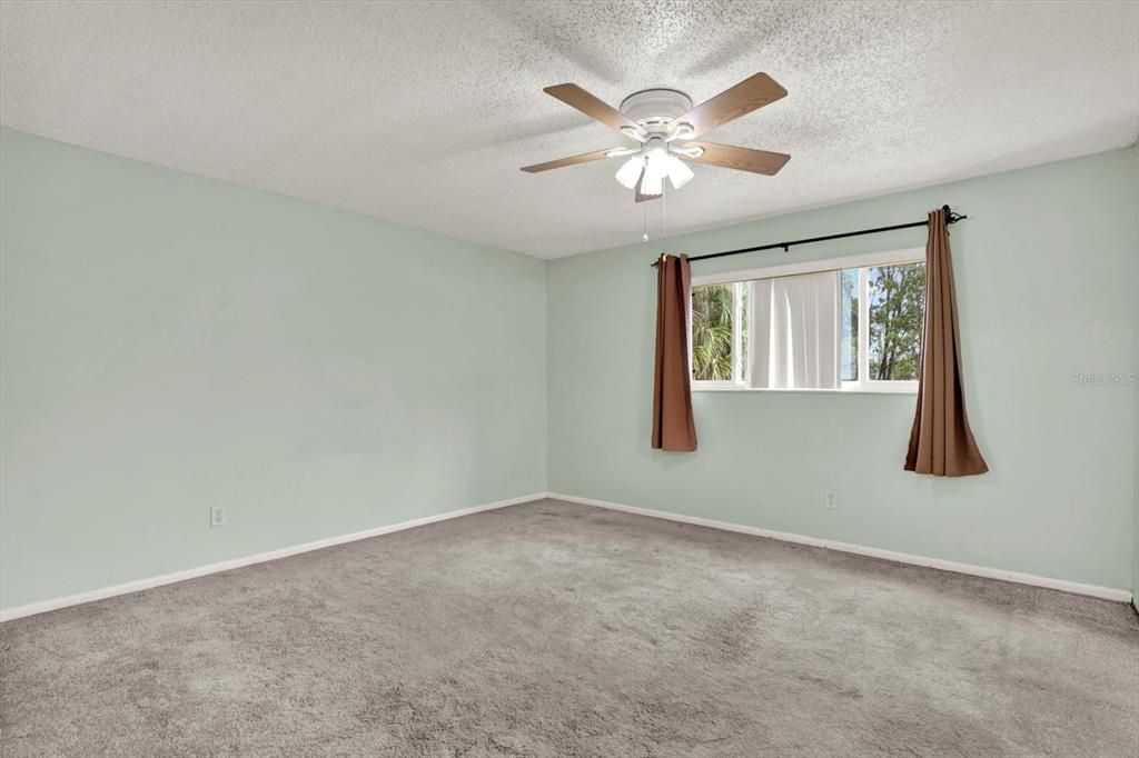 Active With Contract: $390,000 (4 beds, 2 baths, 1769 Square Feet)