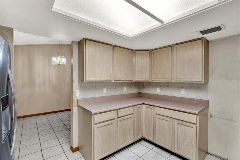 Active With Contract: $390,000 (4 beds, 2 baths, 1769 Square Feet)