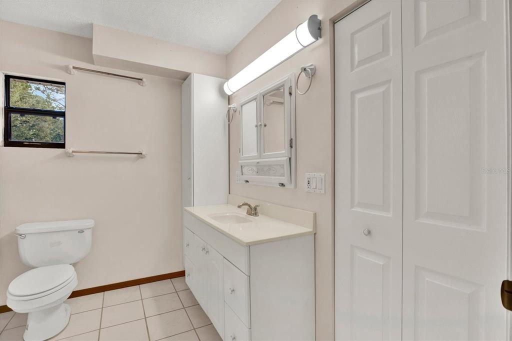 Active With Contract: $390,000 (4 beds, 2 baths, 1769 Square Feet)