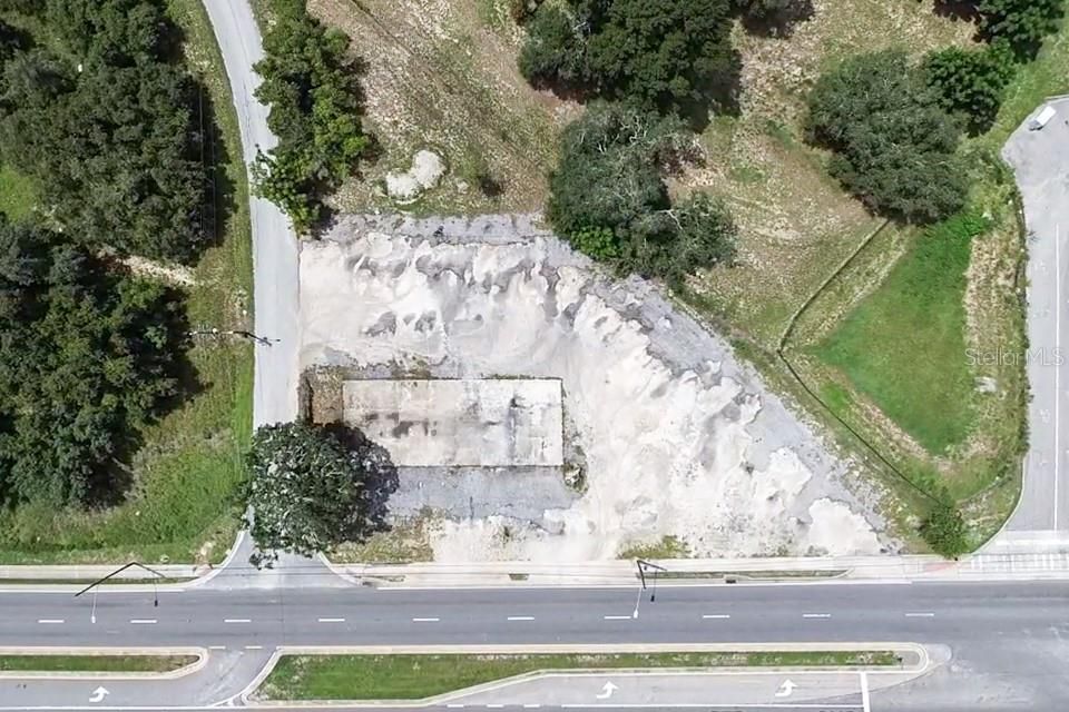 На продажу: $350,000 (0.87 acres)