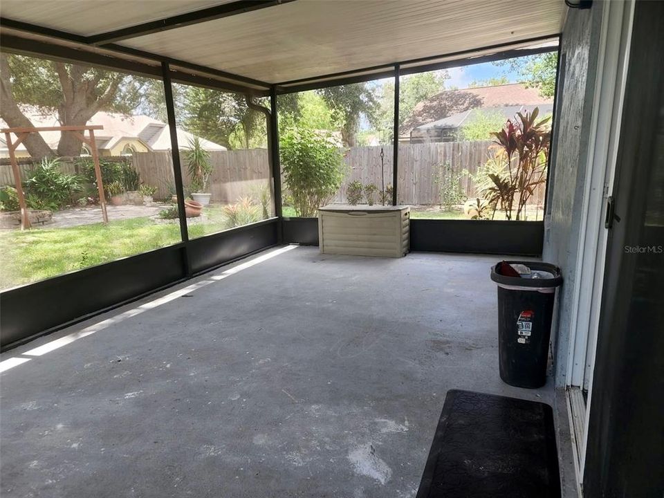 For Sale: $410,000 (3 beds, 2 baths, 1659 Square Feet)