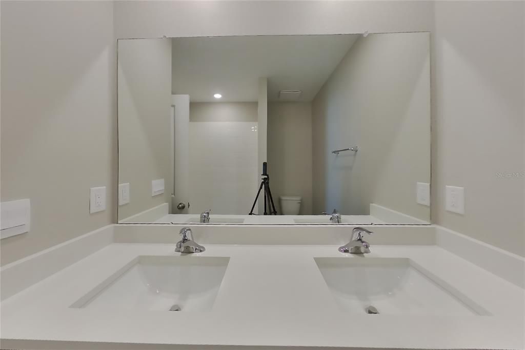 В аренду: $2,279 (3 спален, 2 ванн, 1560 Квадратных фут)