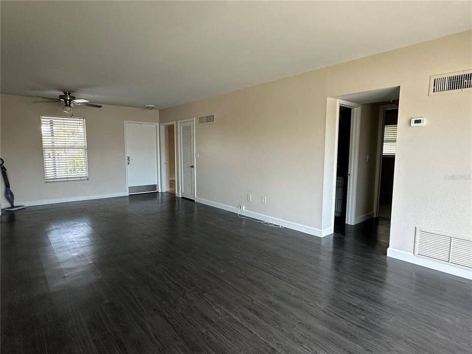 For Rent: $2,475 (3 beds, 2 baths, 1496 Square Feet)