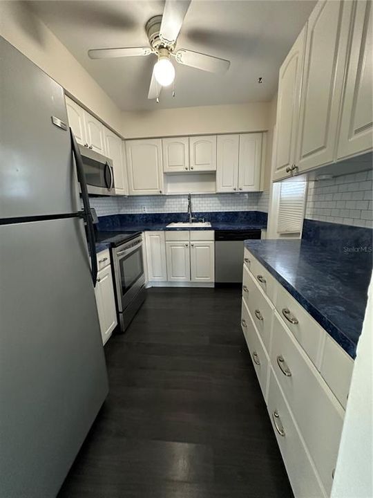 For Rent: $2,475 (3 beds, 2 baths, 1496 Square Feet)