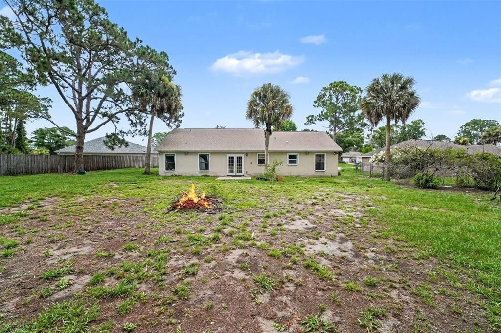 En Venta: $350,000 (3 camas, 2 baños, 1433 Pies cuadrados)