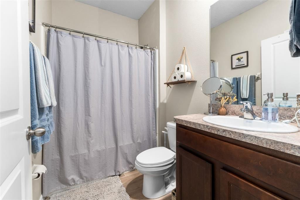 Active With Contract: $349,900 (3 beds, 2 baths, 1615 Square Feet)