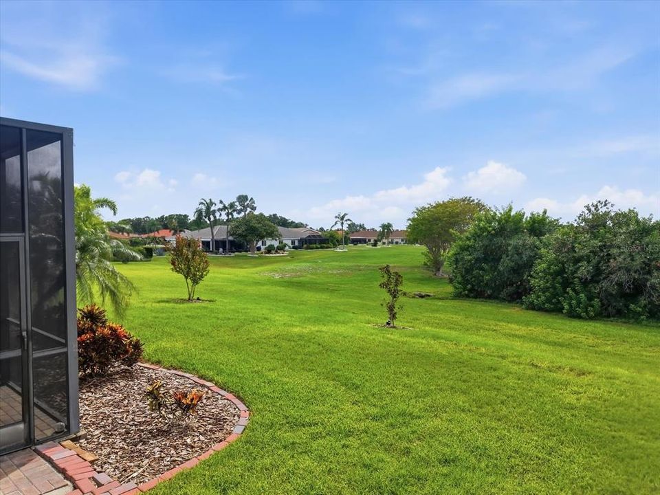 For Sale: $410,000 (2 beds, 2 baths, 1861 Square Feet)