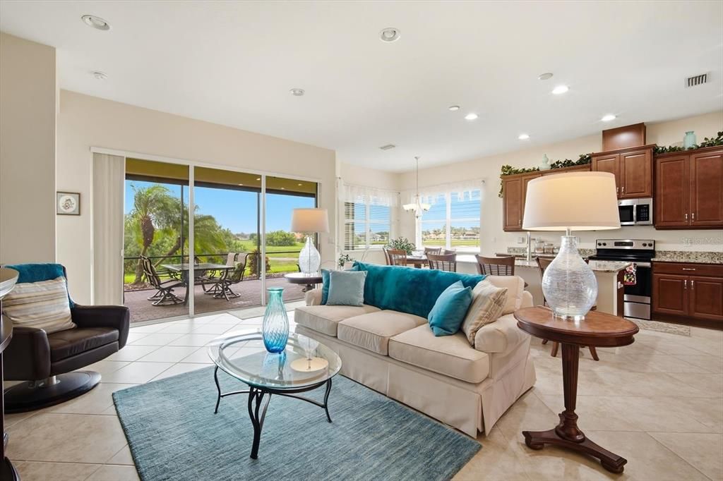 For Sale: $410,000 (2 beds, 2 baths, 1861 Square Feet)