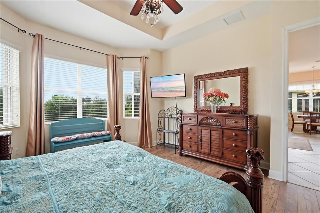 For Sale: $410,000 (2 beds, 2 baths, 1861 Square Feet)