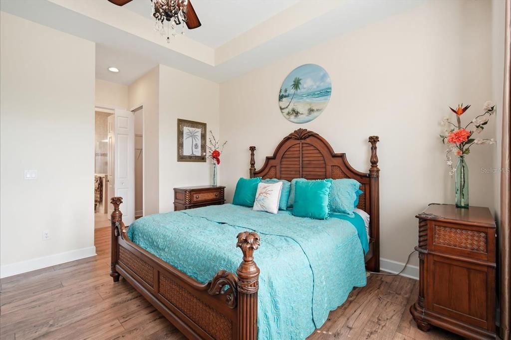 For Sale: $410,000 (2 beds, 2 baths, 1861 Square Feet)