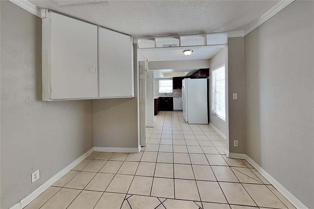 В аренду: $1,799 (3 спален, 2 ванн, 1165 Квадратных фут)