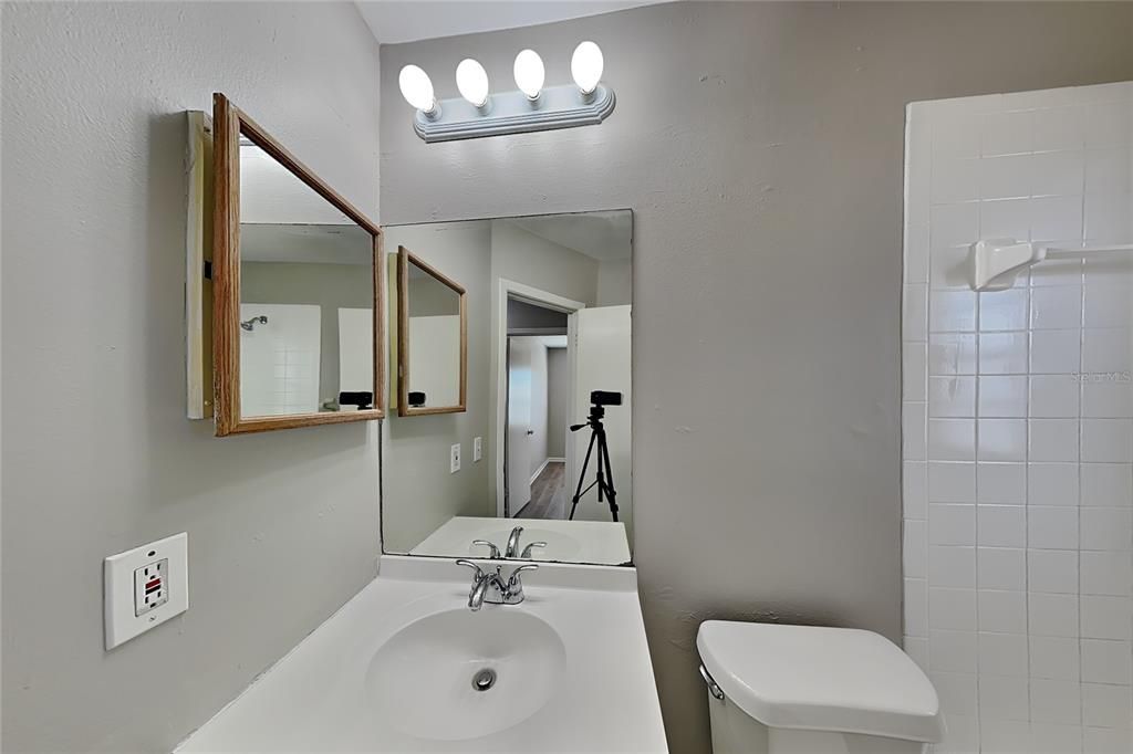В аренду: $1,799 (3 спален, 2 ванн, 1165 Квадратных фут)