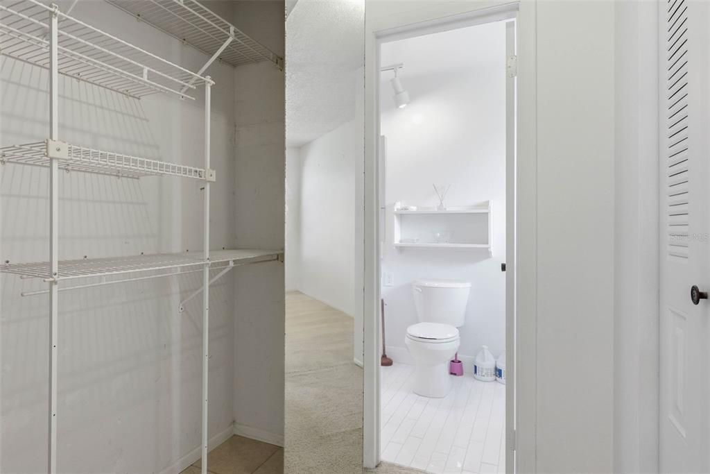 На продажу: $399,900 (3 спален, 2 ванн, 1973 Квадратных фут)
