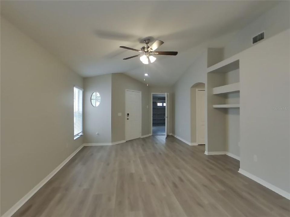 En Renta: $1,999 (3 camas, 2 baños, 1280 Pies cuadrados)
