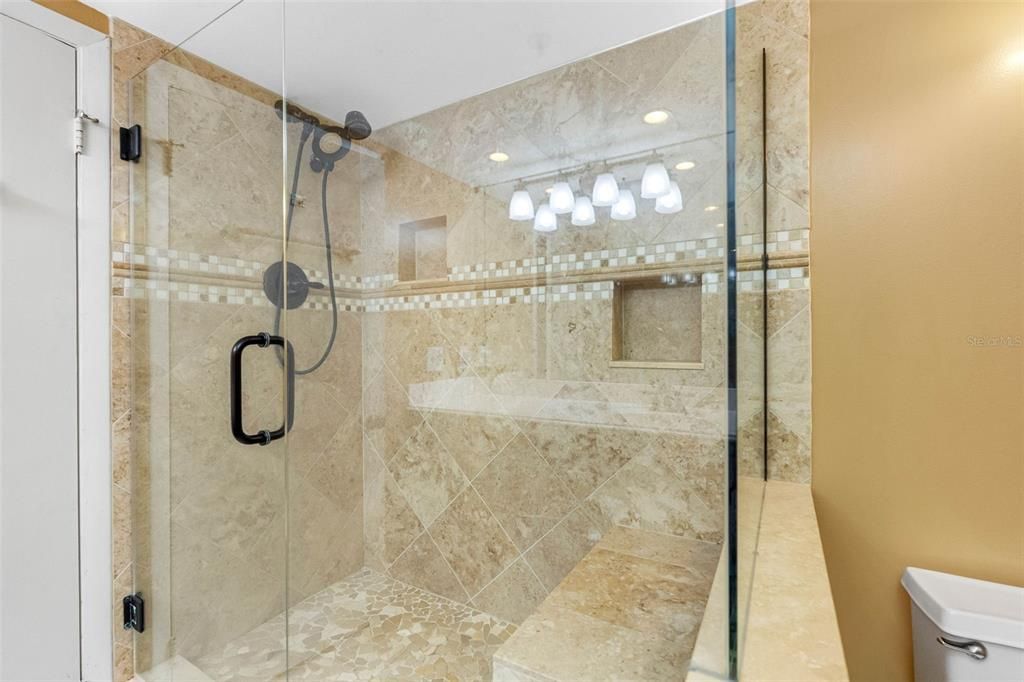 For Rent: $3,500 (2 beds, 2 baths, 1331 Square Feet)