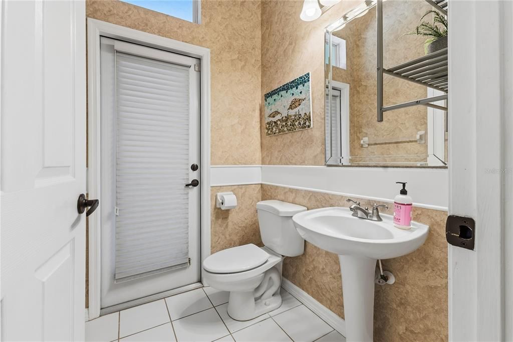 For Sale: $425,000 (4 beds, 2 baths, 2308 Square Feet)