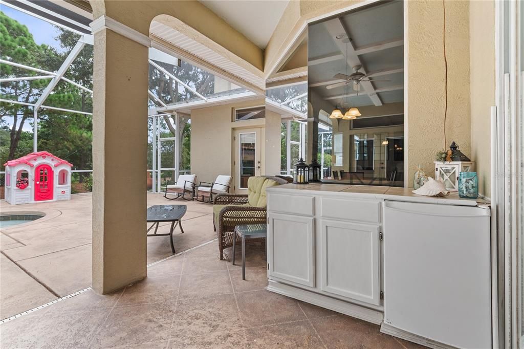 For Sale: $425,000 (4 beds, 2 baths, 2308 Square Feet)