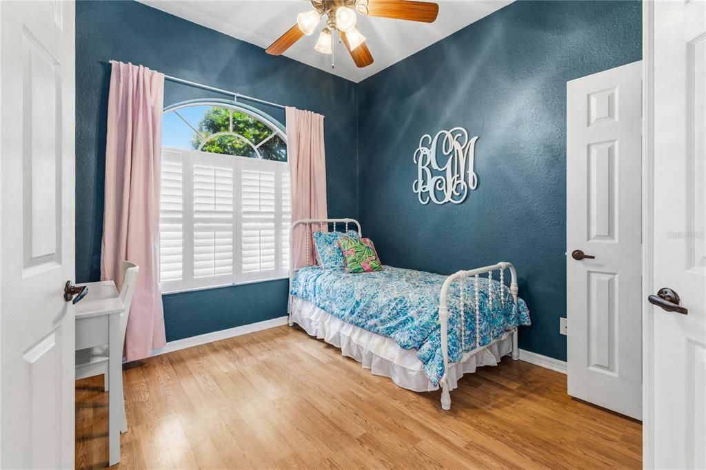 For Sale: $425,000 (4 beds, 2 baths, 2308 Square Feet)