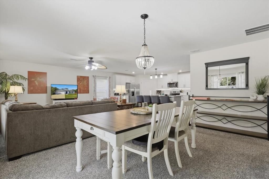 For Sale: $328,000 (4 beds, 2 baths, 1863 Square Feet)